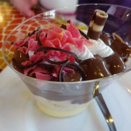 Kunyhó Cukrászda Budapest - Étel/ital