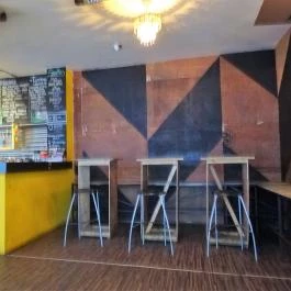 Kuplung Budapest - Belső