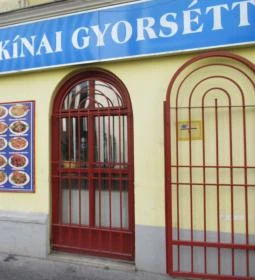 Kurkuma Kínai Büfé