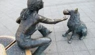 Kutyás lány szobor Budapest - Egyéb