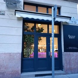 kv the coffee shop, Budapest - Külső kép