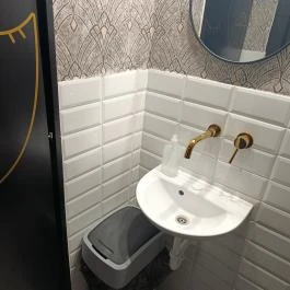 Kvaterka VH5 Bisztró, Miskolc - Mosdó