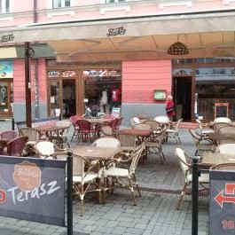 La Bodega Bistro & Cafe, Nyíregyháza - Külső kép