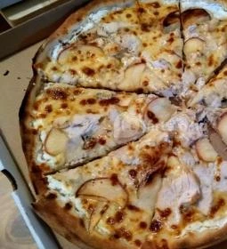 La Donna Pizzéria & Étterem