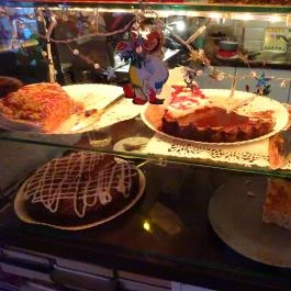 La Nube Budapest - Étel/ital