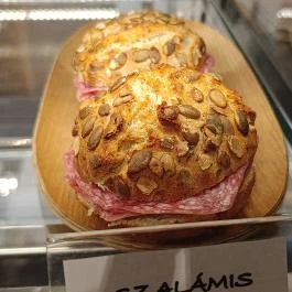 La Perla Café Budapest - Étel/ital