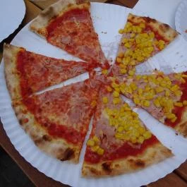 La Pizza Nostra Veresegyház - Étel/ital