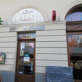 La Toscana Bisztró Cegléd - Külső kép