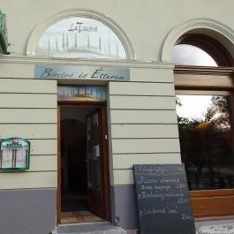La Toscana Bisztró Cegléd - Külső kép