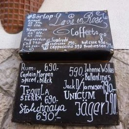 La Vie En Rose Cafe, Budapest - Külső kép