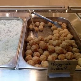 Laci Papa Konyhája - WestEnd City Center, Budapest - Étel/ital