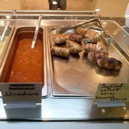 Laci Papa Konyhája - WestEnd City Center, Budapest - Étel/ital