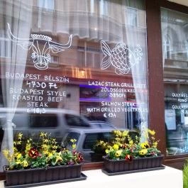 Ladó Café, Budapest - Külső kép