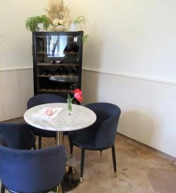 Lady Hamilton Kávéház