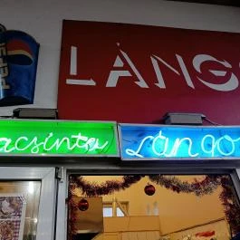 Lángos - Csepeli Piac Budapest - Külső kép