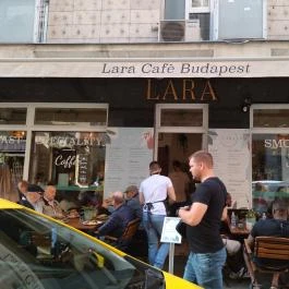 Lara Café Budapest - Külső kép