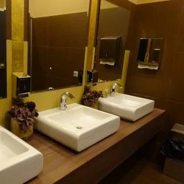 Larus Étterem és Rendezvényközpont Budapest - Mosdó