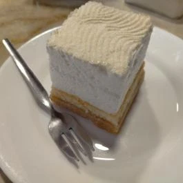 László Cukrászda Budapest - Étel/ital