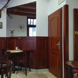 László Cukrászda Budapest - Belső