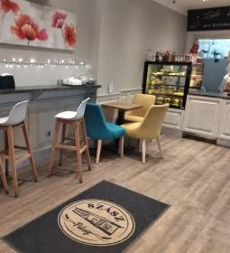 László Pékség és Kávézó - Bajza utca