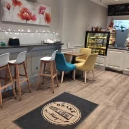 László Pékség és Kávézó - Bajza utca Budapest - Belső