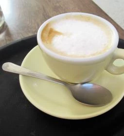 László Pékség & Kávézó - Fényes Elek utca