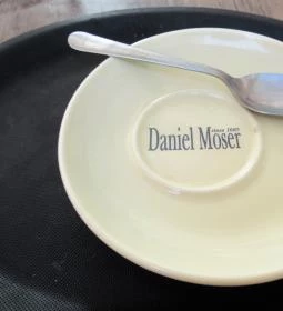 László Pékség & Kávézó - Fényes Elek utca