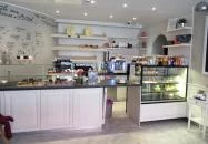 László Pékség & Kávézó - Fényes Elek utca Budapest