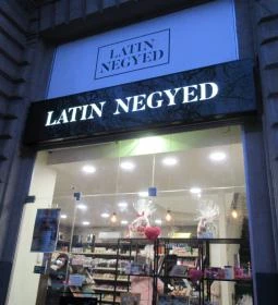 Latin Negyed Csokoládé, Kávé, Tea - Oktogon