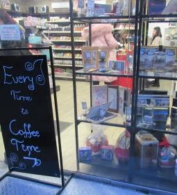 Latin Negyed Csokoládé, Kávé, Tea - Oktogon