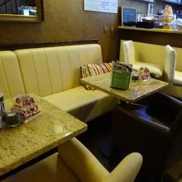 Latte Café House & Bistro Budapest - Belső