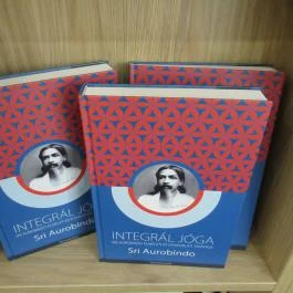 Laurel Budapest - Belső