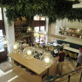 Laurel Budapest - Belső