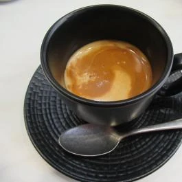 Laurel Budapest - Étel/ital