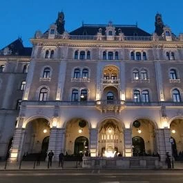 Le Petit Beefbar - W Budapest Hotel, Budapest - Külső kép