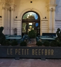 Le Petit Beefbar - W Budapest Hotel