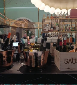 Le Petit Beefbar - W Budapest Hotel