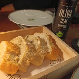 Le Petit Beefbar - W Budapest Hotel, Budapest - Étel/ital