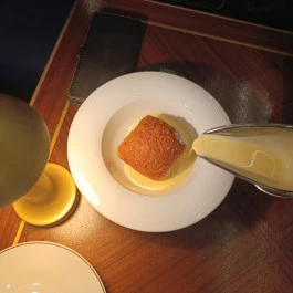 Le Petit Beefbar - W Budapest Hotel, Budapest - Étel/ital