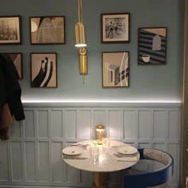 Le Petit Beefbar - W Budapest Hotel, Budapest - Belső