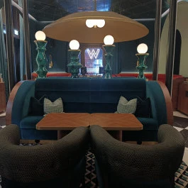 Le Petit Beefbar - W Budapest Hotel, Budapest - Belső