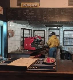 Le Troquet, Bistrot Français