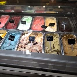 Lefi Cukrászda Budapest - Étel/ital