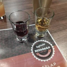 Legfelsőbb Beeróság Budapest - Étel/ital