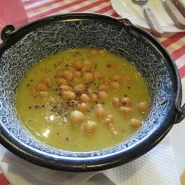 A Legvidámabb Barakk Budapest - Étel/ital