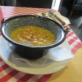 A Legvidámabb Barakk Budapest - Étel/ital