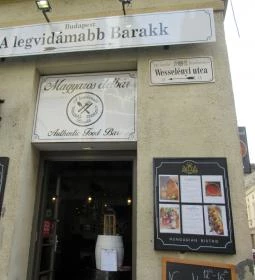 A Legvidámabb Barakk