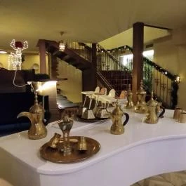 Leila's Authentic Lebanese Cuisine Budapest - Belső