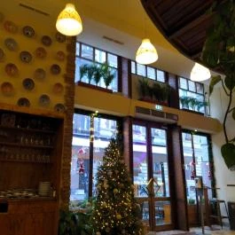 Leila's Authentic Lebanese Cuisine Budapest - Belső