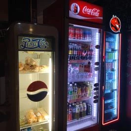 LelkiFröccs Garden Budapest - Étel/ital